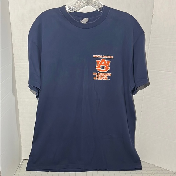 Auburn Softball Graphic Tee - Picture 2 of 11